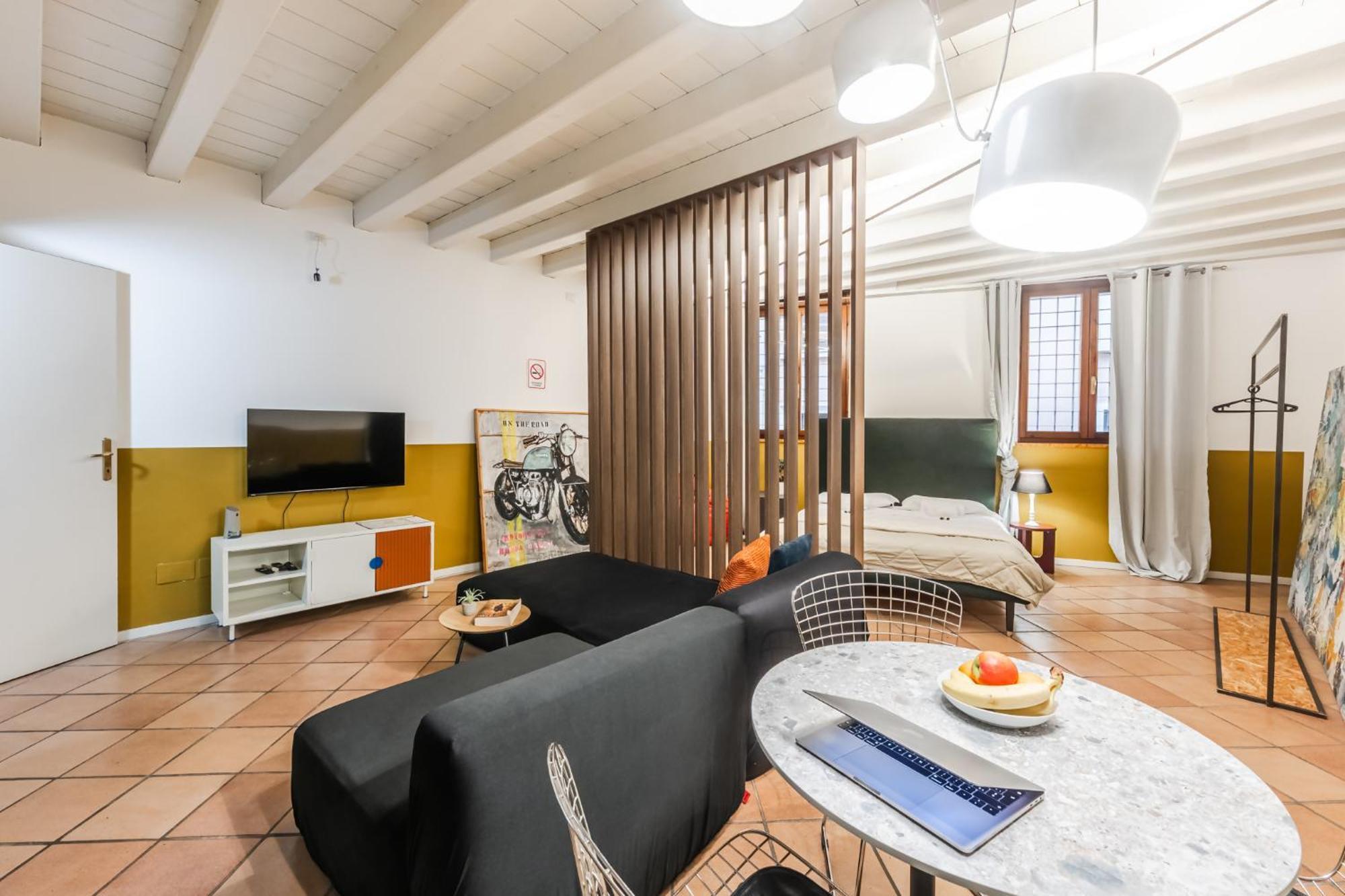 Riverwalk Al Castello Indipendent Apartments Verona Ngoại thất bức ảnh