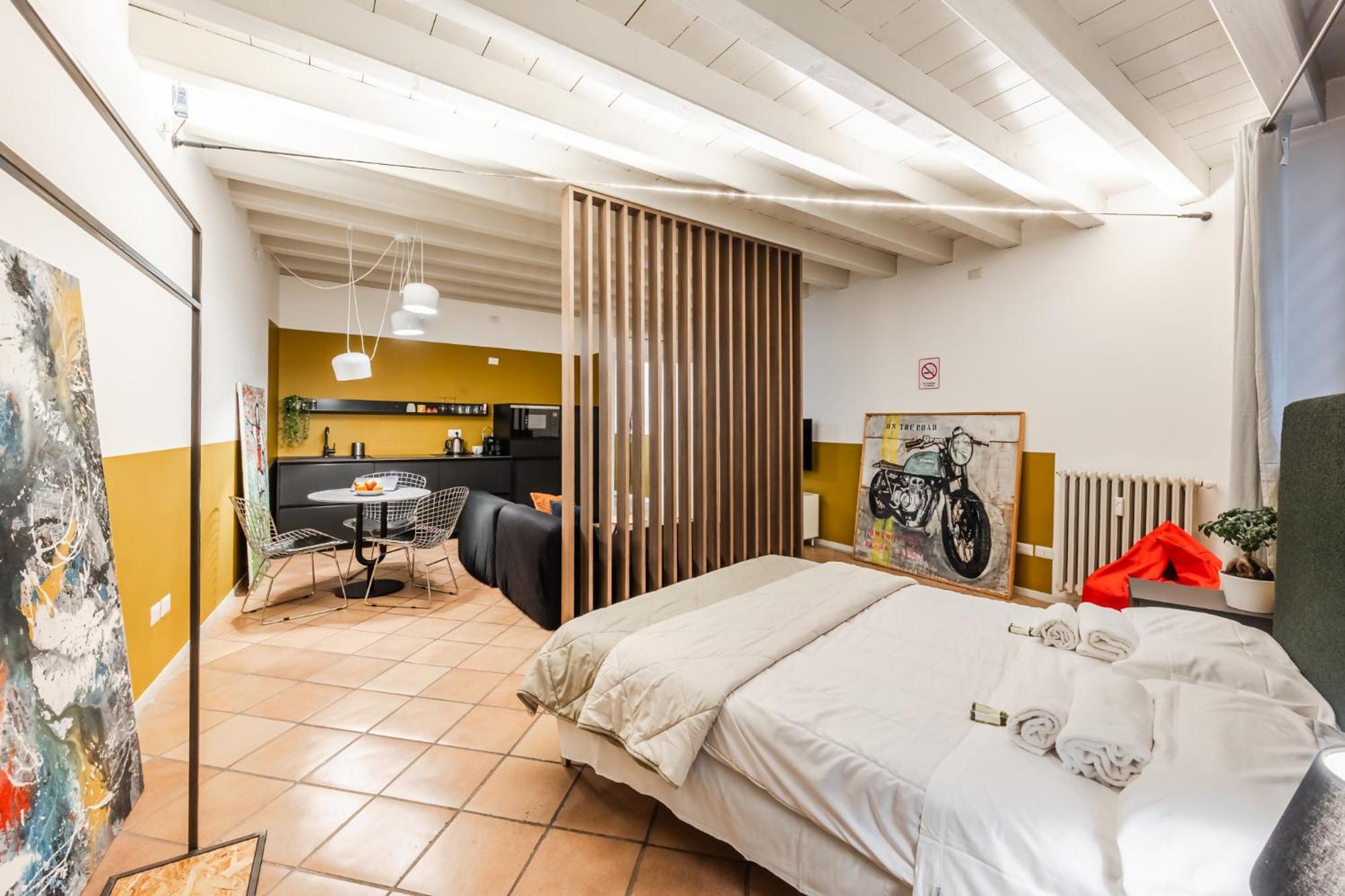Riverwalk Al Castello Indipendent Apartments Verona Ngoại thất bức ảnh
