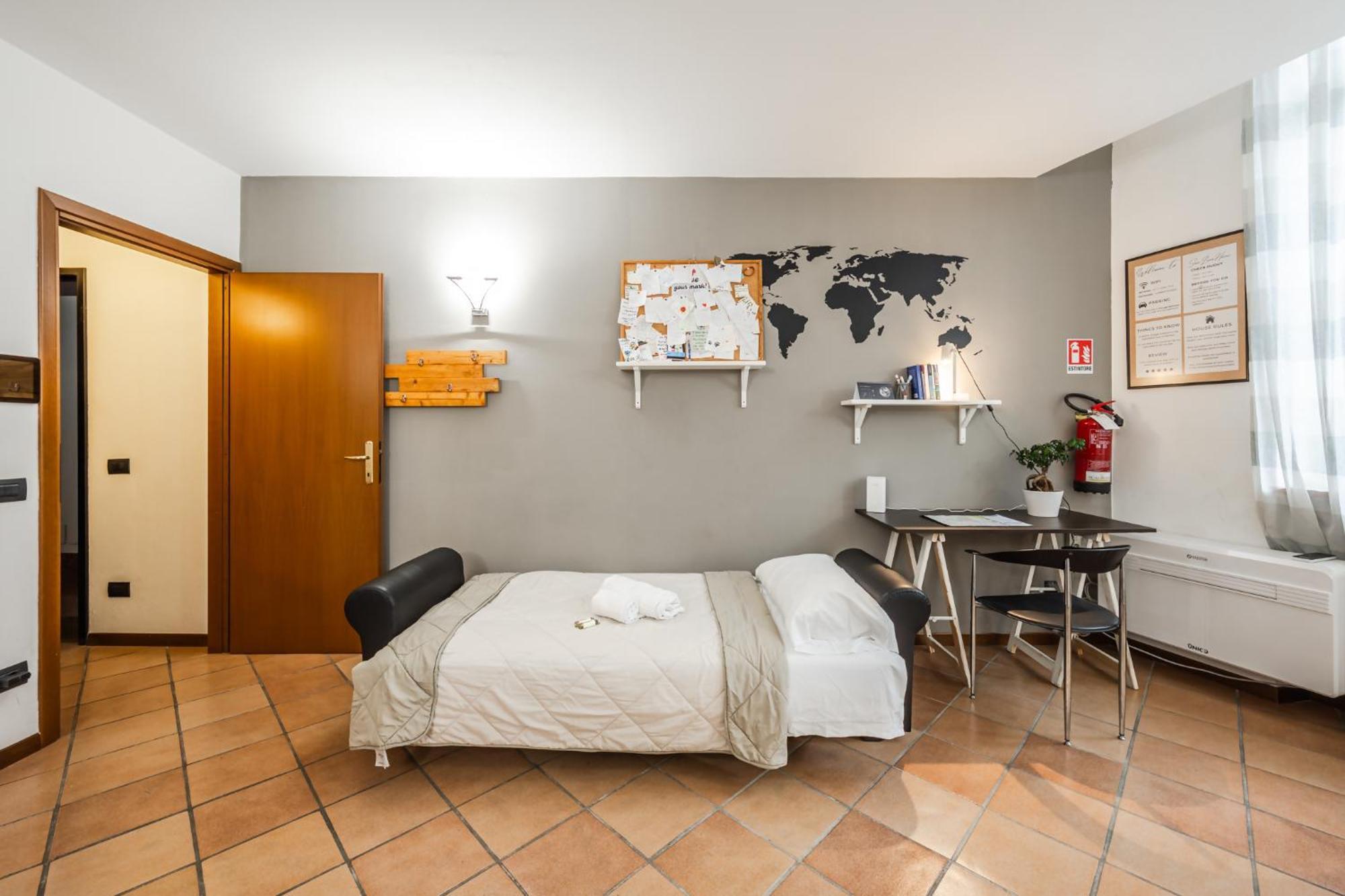Riverwalk Al Castello Indipendent Apartments Verona Ngoại thất bức ảnh