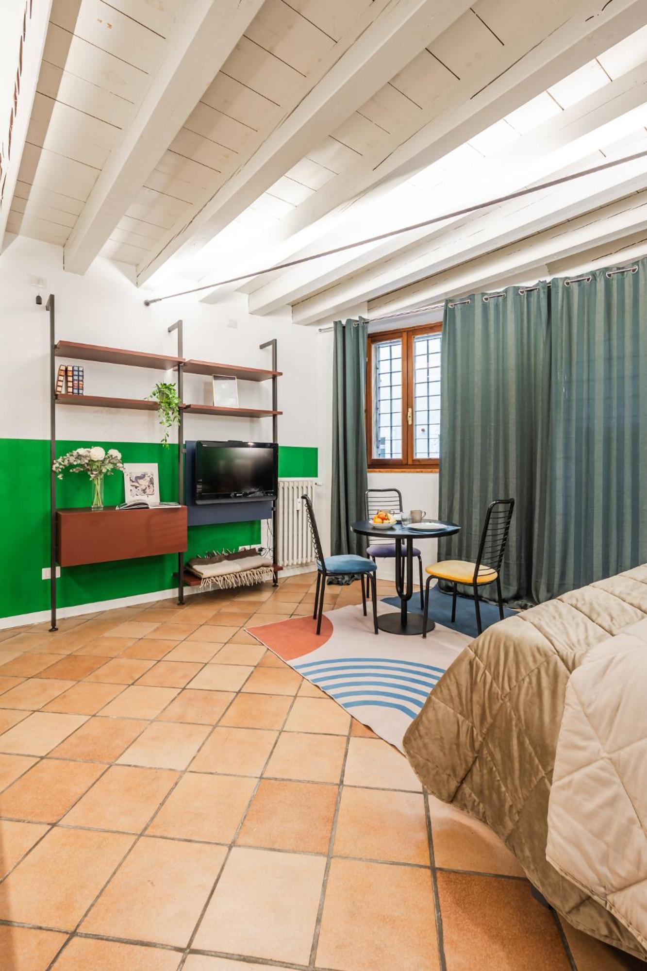 Riverwalk Al Castello Indipendent Apartments Verona Ngoại thất bức ảnh