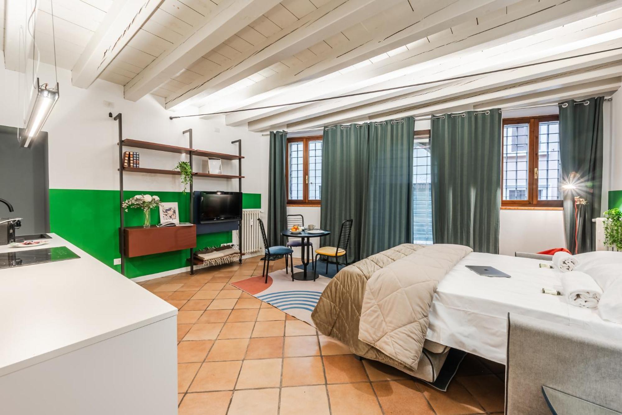 Riverwalk Al Castello Indipendent Apartments Verona Ngoại thất bức ảnh