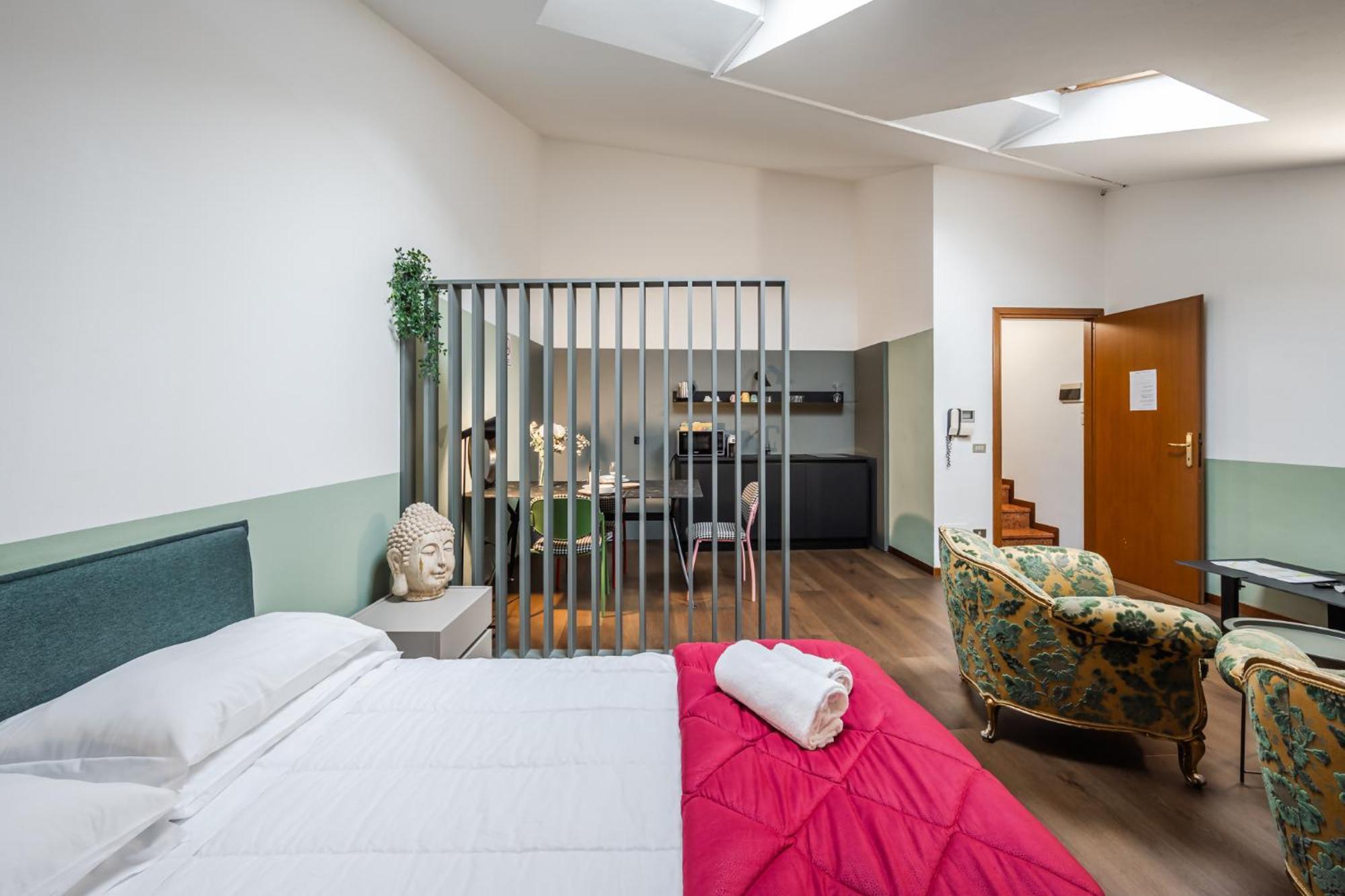 Riverwalk Al Castello Indipendent Apartments Verona Ngoại thất bức ảnh